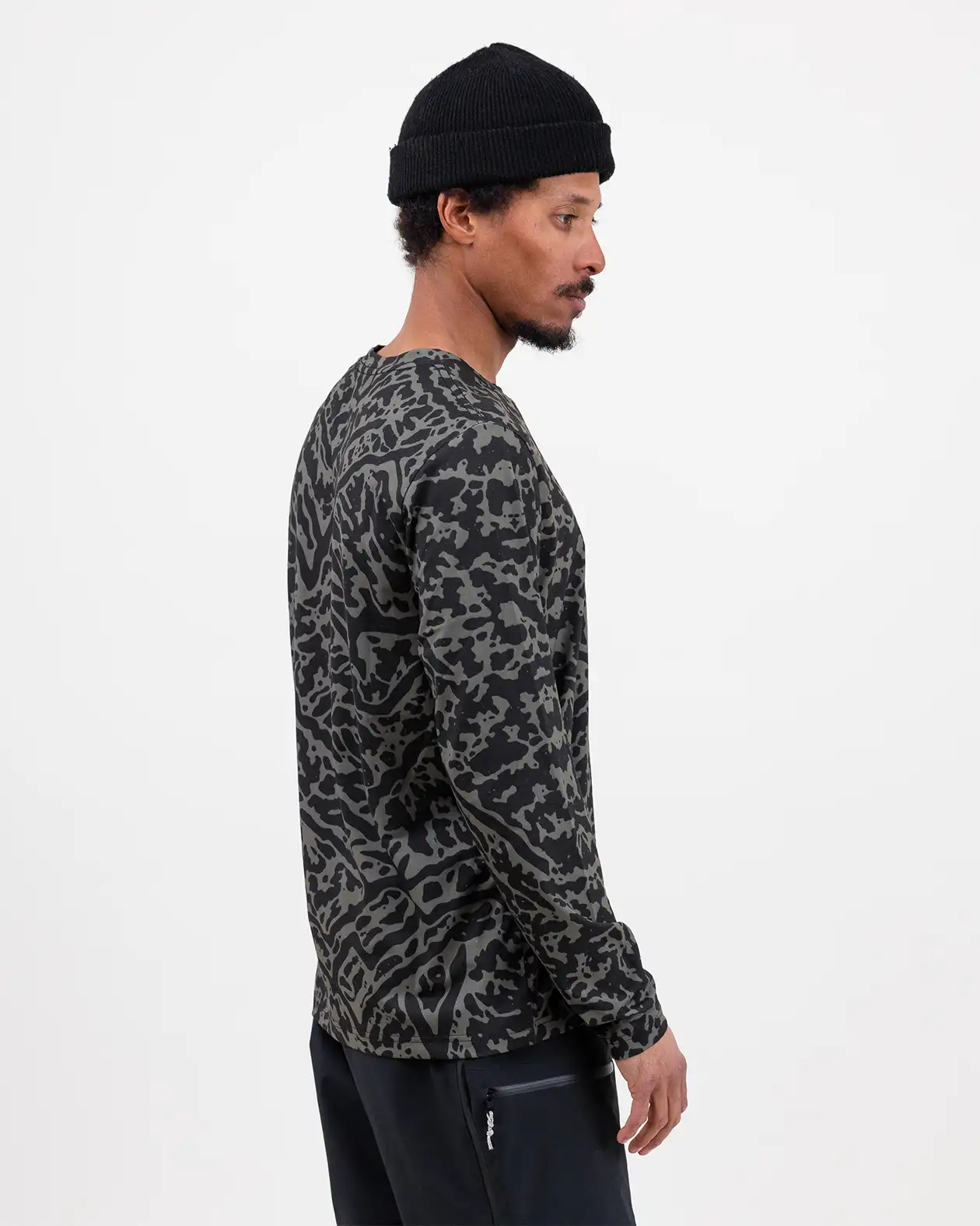 Men’s Recycled Long Sleeve Tech Tee - Image 9