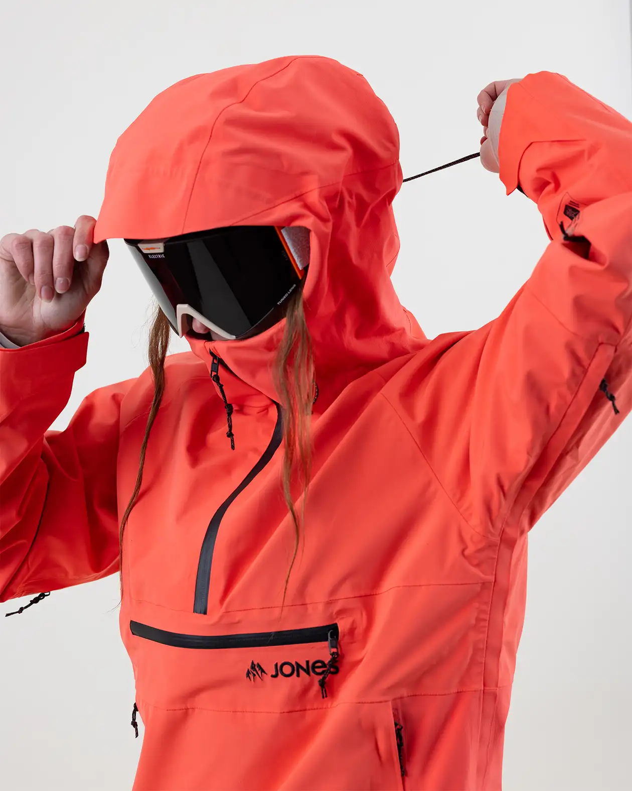 Women’s MTN Surf Recycled Anorak - Image 16